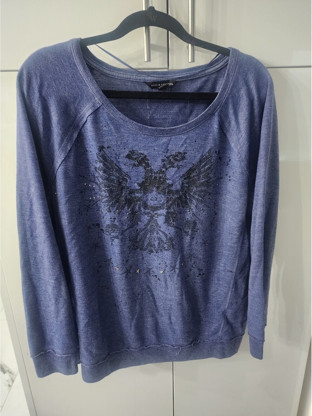Rock & Republic Women's XL Blue Graphic Sweatshirt Made in Indonesia